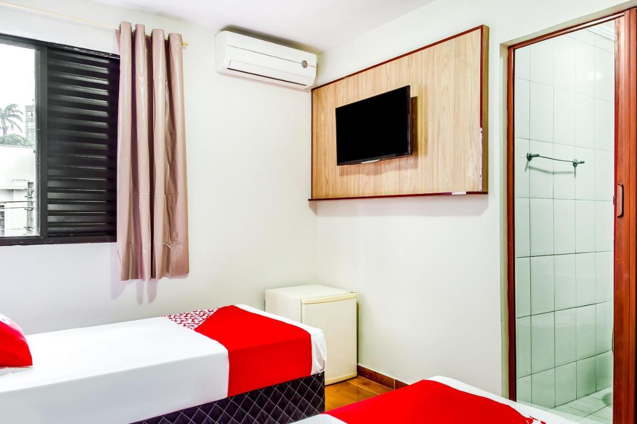 Oyo Hotel Lisboa, Sao Jose Dos Campos Exterior photo